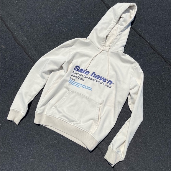 Resort corps Cream Beige Graphic Pullover Hoodie - Picture 4 of 16